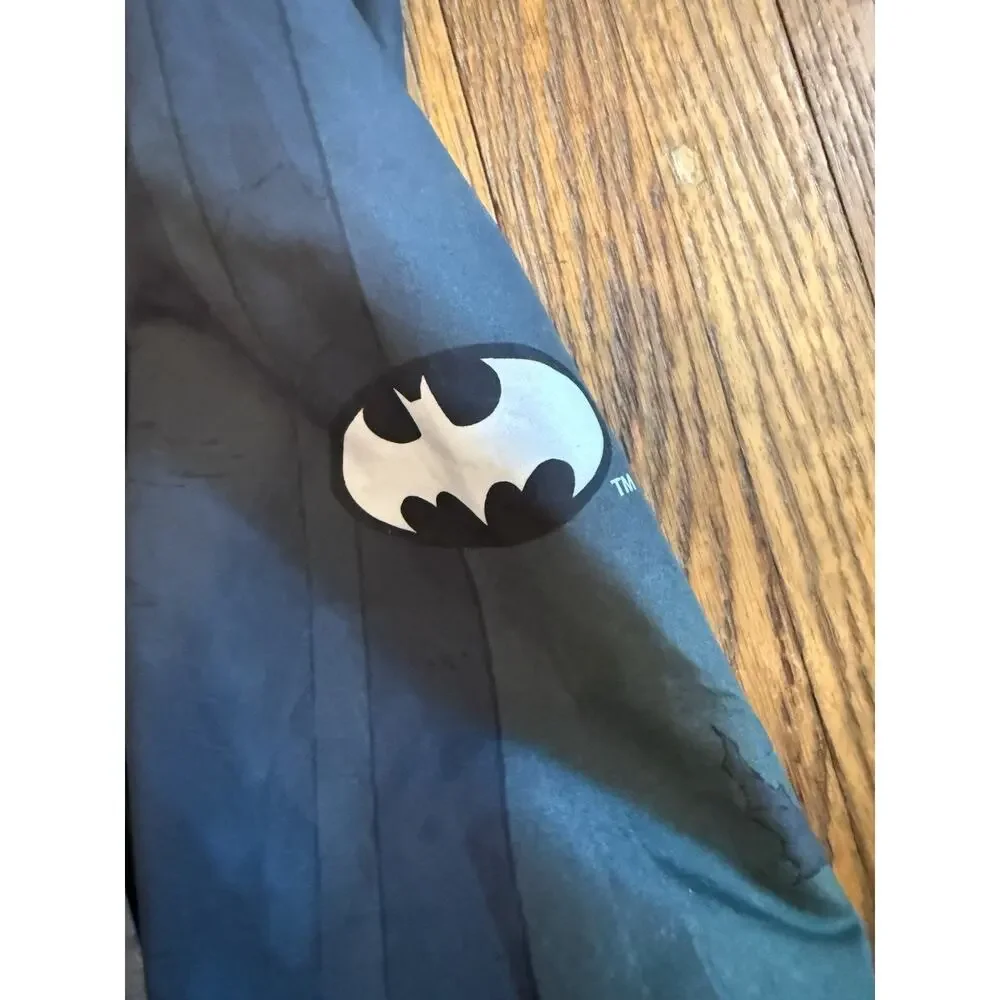 EUC Tango Hotel Windbreaker Jacket Size M Men's Retail $98 DC Batman Good Evil